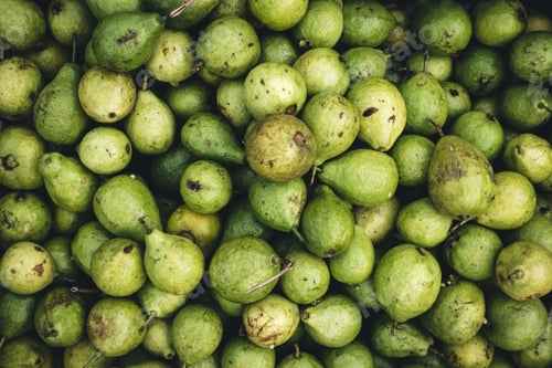 Preview: Bunch of pears aerial