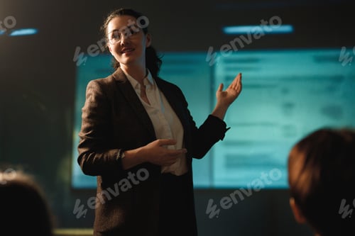 Preview: A woman is speaking on stage
