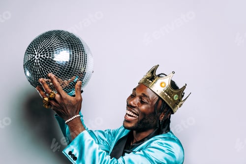 Preview: portrait of an hip hop music performer