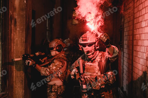 Preview: Expert team of soldiers attacking enemy during military operation