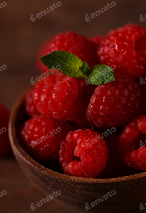 Preview: fresh organic berry raspberry healthy food