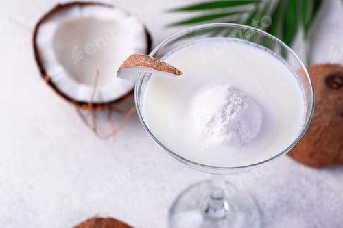 Preview: Coconut Margarita cocktail with ice cream