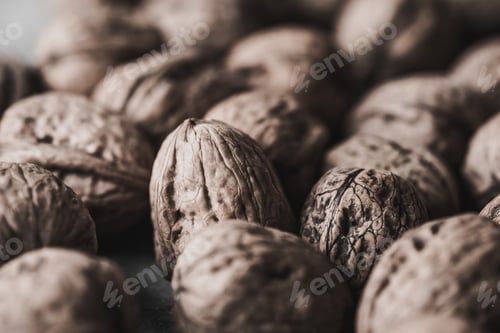 Preview: Walnut