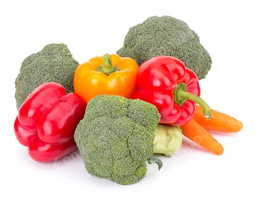 Preview: Fresh vegetables: brocolli, bell peppers, carrot, onion isolated on white background