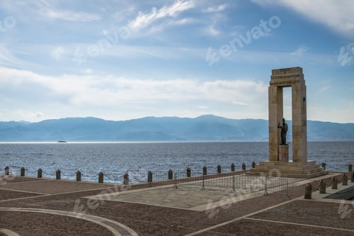 Preview: Monument to Vittorio Emanuele at Arena dello Stretto - Reggio Calabria, Italy