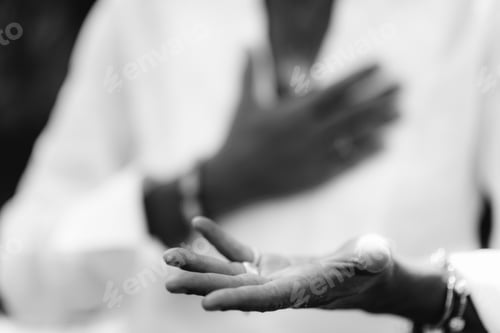 Preview: Gratefulness Meditation Hand Gesture