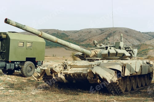 Preview: Russian battle tanks at tankodrome in mountains