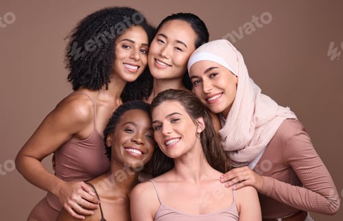 Preview: Women, faces or diversity on studio background in empowerment trust, solidarity support or communit