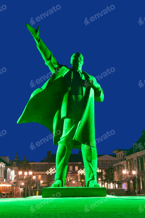 Preview: Lenin in Green Light