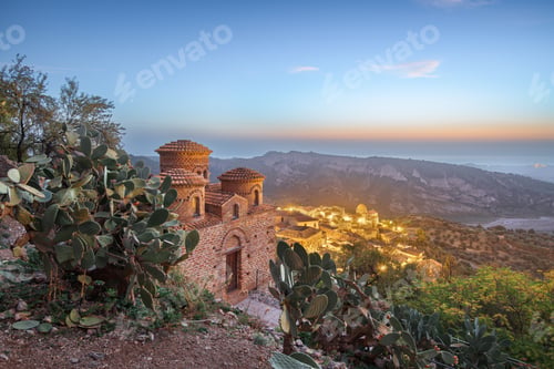 Preview: Stilo, Italy with the Byzantine Church