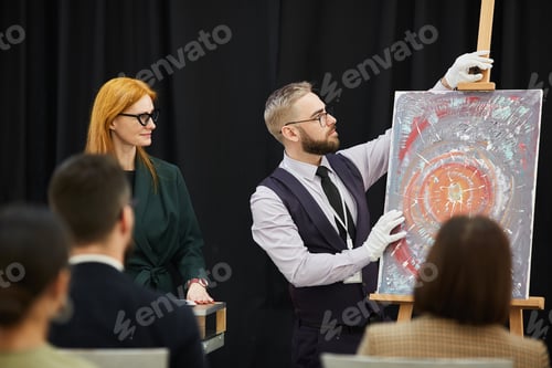 Preview: Business presentation of paintings