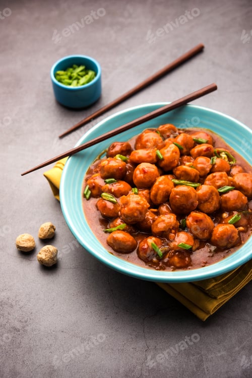 Preview: Glycine max Chunks or Soya Chunk Manchurian dry or with Gravy