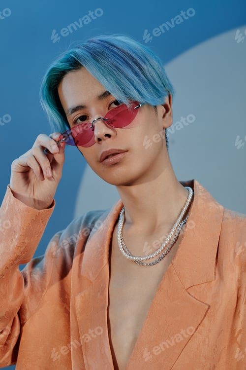 Preview: Asian young man in stylish glasses