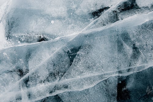 Preview: Cracks and bubbles in the ice of Lake Baikal