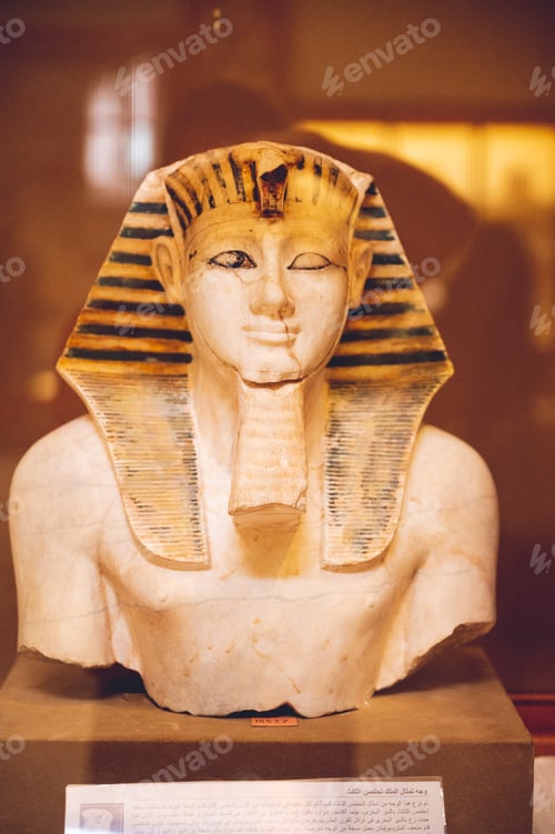 Preview: Ancient Egyptian artifact in a museum in Egypt