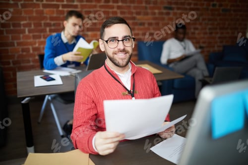 Preview: Successful banker