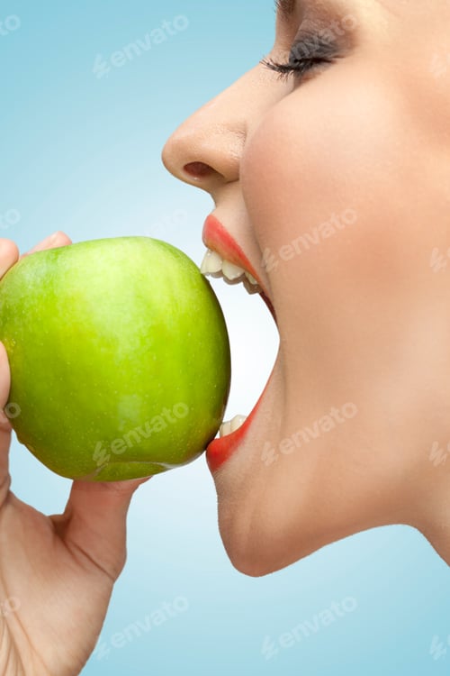 Preview: Biting apple.