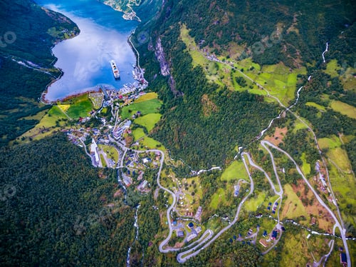 Preview: Geiranger fjord, Norway.