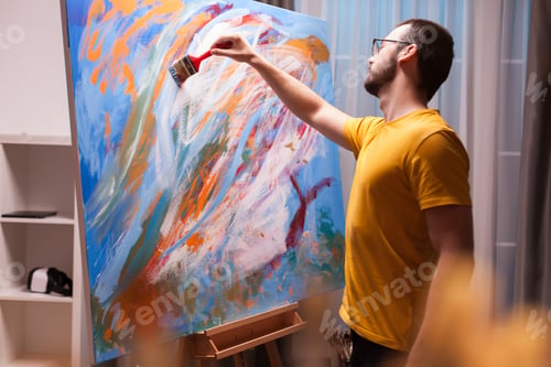 Preview: Man painting a masterpiece