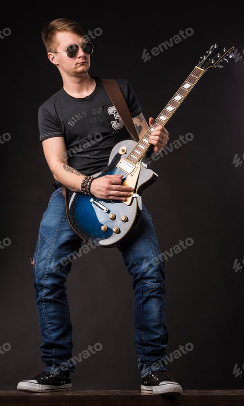 Preview: Lead guitarist.
