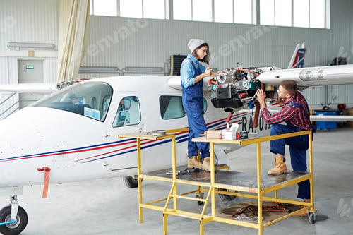 Preview: Service of airplane