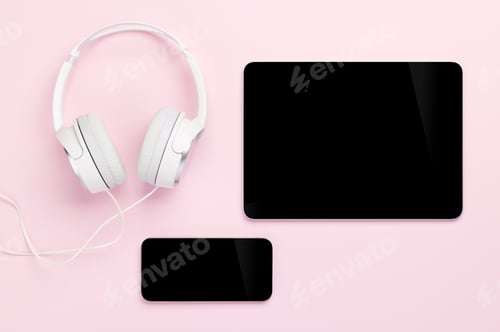 Preview: Headphones, tablet and smartphone