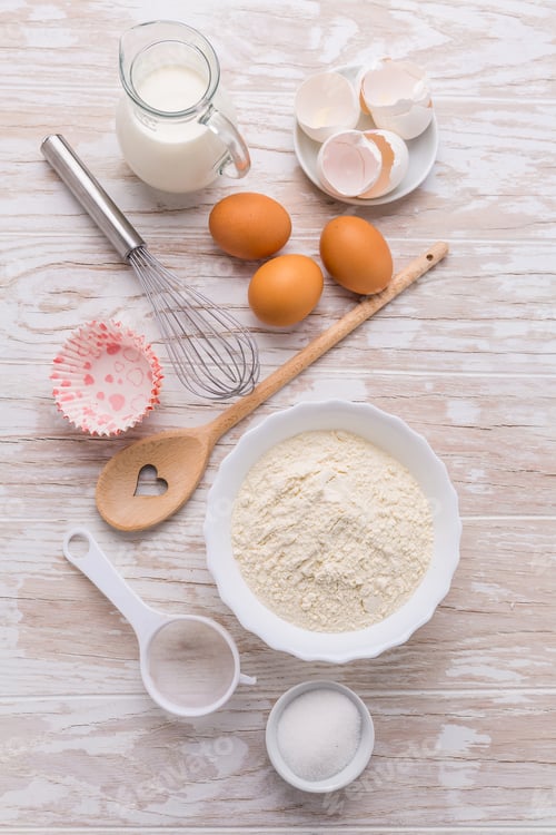 Preview: Assortment of basic baking ingredients for cake, muffins or pancakes
