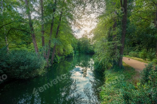 Preview: Small river at Tiergarten park - Berlin, Germany
