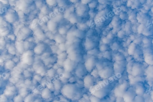Preview: Textured cloud background