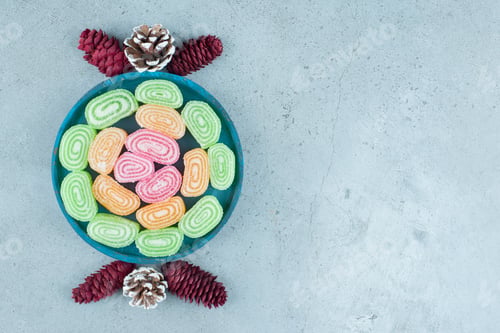 Preview: Pinecones with doughnut and fruit marmalades