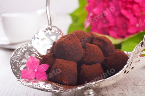 Preview: Truffle chocolate candies