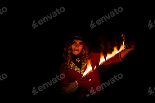 Preview: Girl in stage costume and top hat on her head