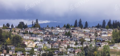 Preview: Residential homes in suburban neighborhood.