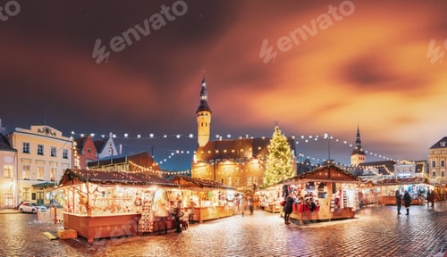Preview: Tallinn, Estonia. Traditional Christmas Market On Town Hall Square. Trading Houses With Sale Of