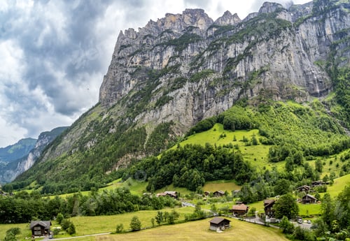 Preview: View of mountain peaks from near Grimmelwald, Switzerland