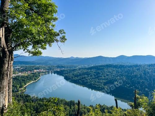 Preview: Lake and mountains