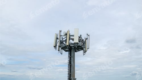 Preview: broadcast mobile 4g lte 5g antenna in a rural field in countryside