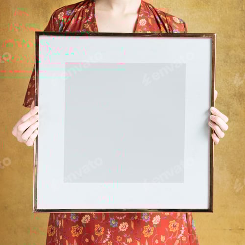 Preview: Girl with a blank frame