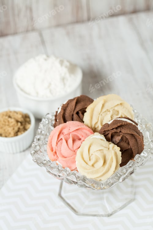 Preview: Vanilla Strawberry And Chocolate Cookies In Antique Glass Bowl With Flour And Brown Sugar