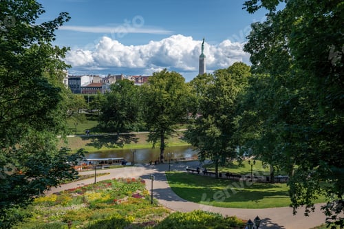 Preview: Bastejkalns Park - Riga, Latvia