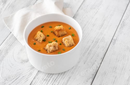 Preview: Bisque - famous French seafood soup