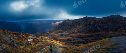 Preview: Dramatic panoramic landscape of mountains from Mount Ulriken