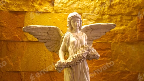 Preview: Angle statue