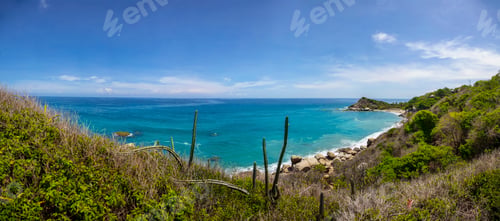 Vorschau: Wunderschöne wilde karibische Strandlandschaft bei Tayrona, Kolumbien