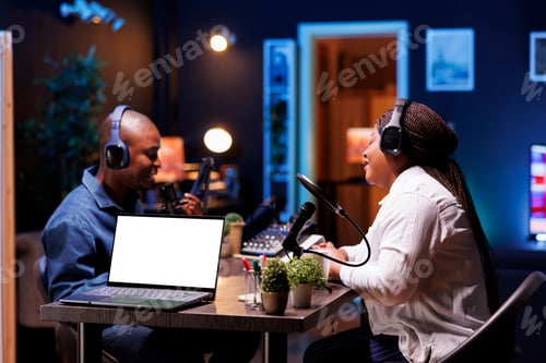 Preview: Vlogging Vibes: Black Couple Tech Talk