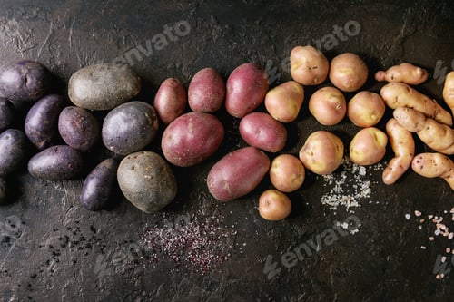 Preview: Variety of raw potatoes