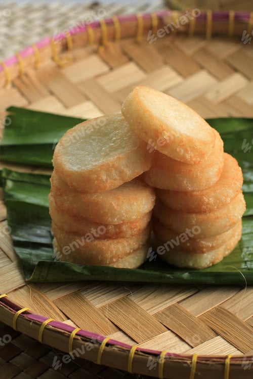 Preview: Ulen Ketan, Indonesian Traditional Snack Made from Steam Sticky Rice,