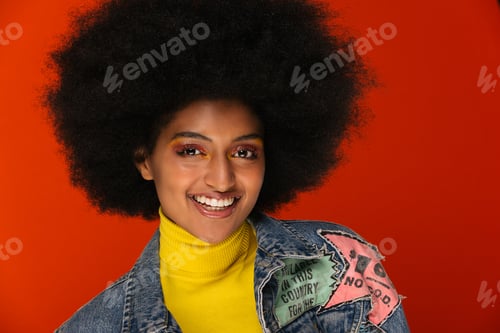 Preview: Beautiful afro woman