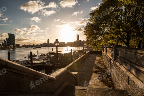Preview: River Thames at sunset, Chelsea Embankment, London