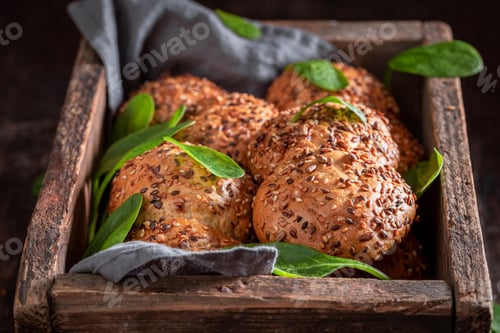 Preview: Tasty spinach buns made of wheat and green leaves.